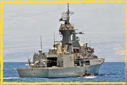 HMAS Perth off Hawaii during RIMPAC 12.