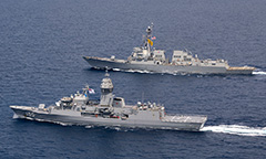 RAN, RAAF, HMAS Ballarat, HMAS Brisbane, FONOP, USS Dewey, Taiwan Strait